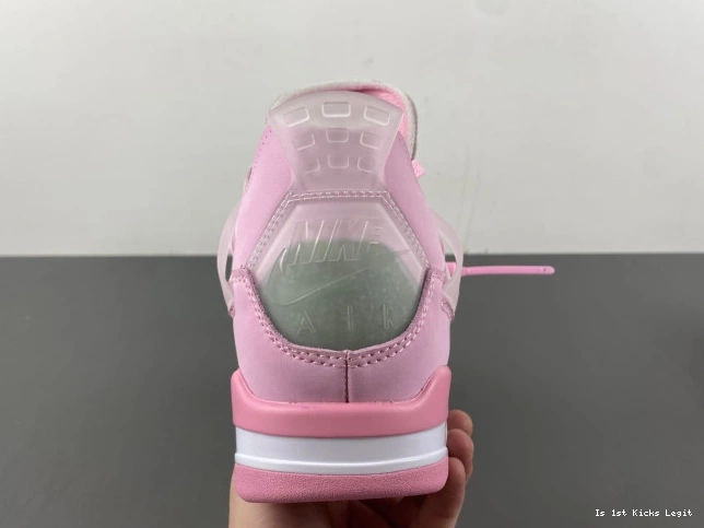 X 4 JORDAN OFF-WHITE PINK 0726